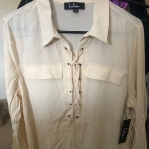 Brand new Lulu’s blouse. Cream color. Size large.
